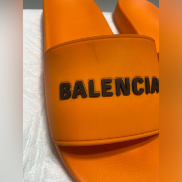 Balenciaga SZ 40E/7US Pool Slide Smooth Rubber Logo in Orange/Black - Picture 4 of 8